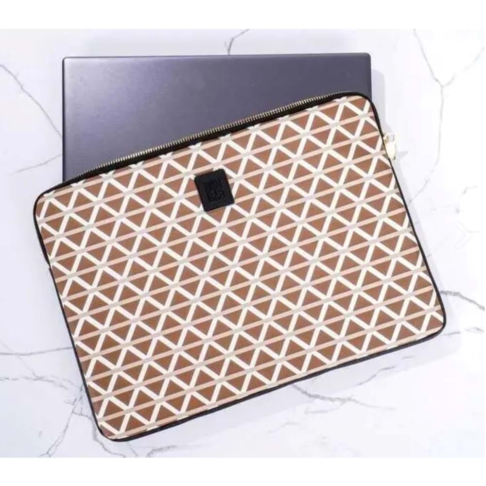 Minbag Marin Laptop Kılıfı 13 Inch Kahverengi 562-12